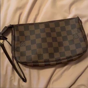 Louis Vuitton Damier Wristlet